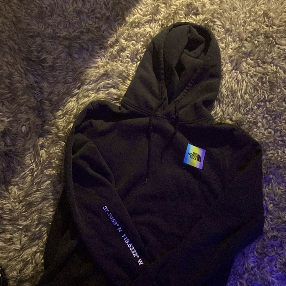 Large North Face Drip